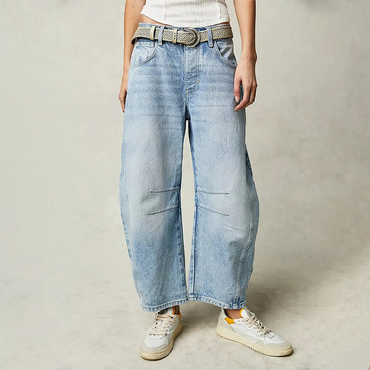 Jeans da donna alla moda a gamba larga - stile e comfort per tutti i giorni