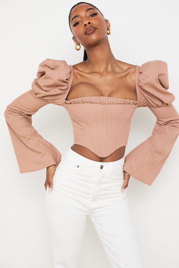 <div>Elegante top in cotone color moka di Helvienne</div>