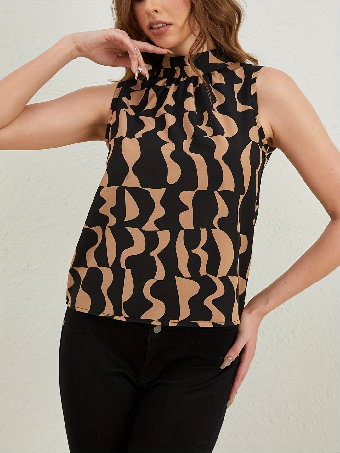 <div>Blusa senza maniche stilosa di Helivara</div>