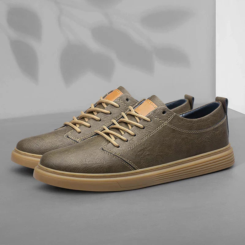 Scarpe sportive da uomo esclusive e comode in pelle di alta qualità