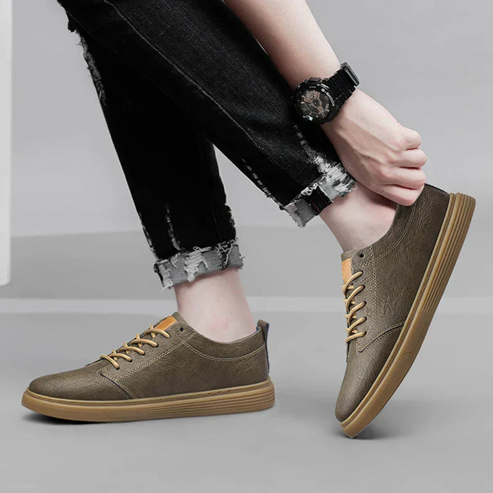 Scarpe sportive da uomo esclusive e comode in pelle di alta qualità