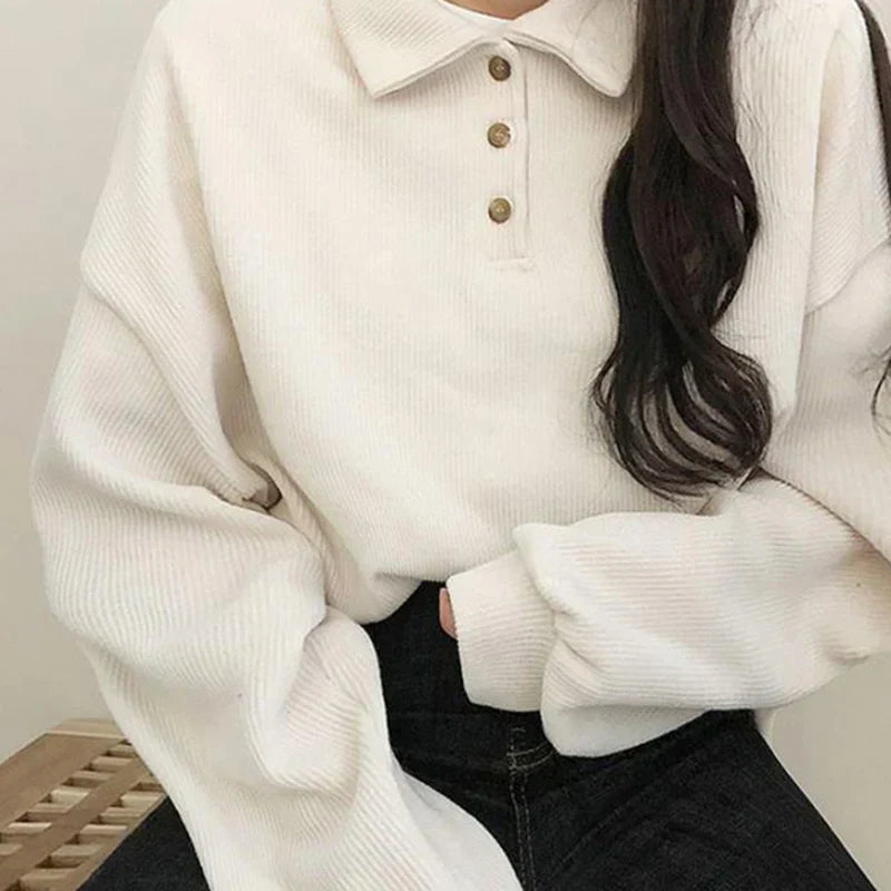 Elegante camicetta da donna a maniche lunghe con colletto unico, che aggiunge eleganza e classe