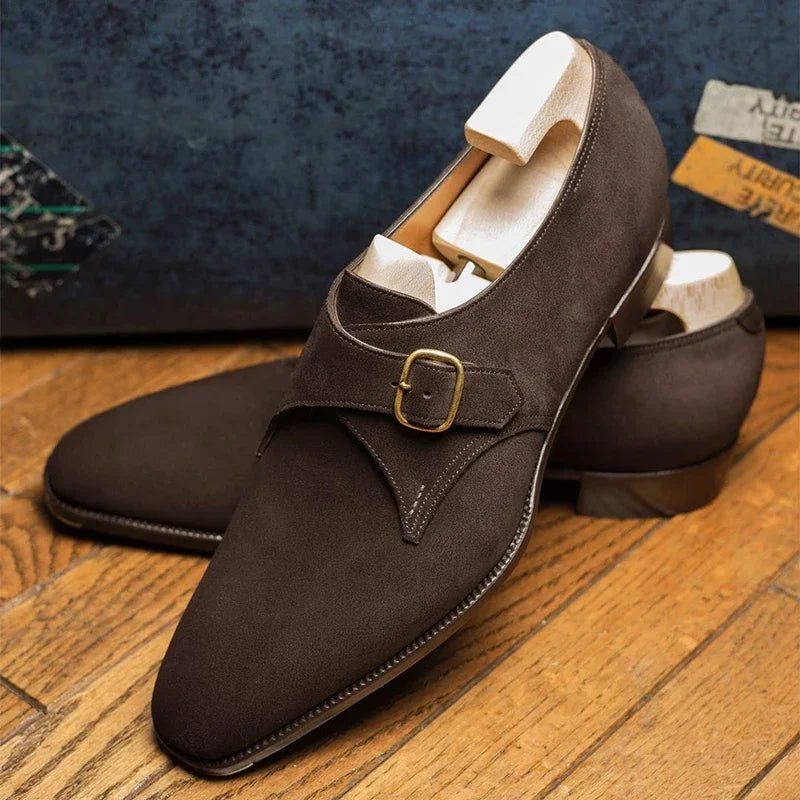 Scarpe eleganti da uomo in pelle scamosciata marrone - perfette per ogni occasione