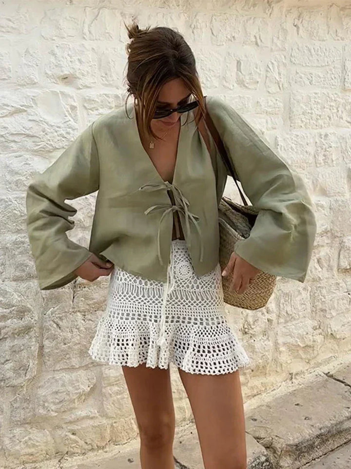 Giorgia - Elegante Blouse met Vetersluiting en Lange Mouwen