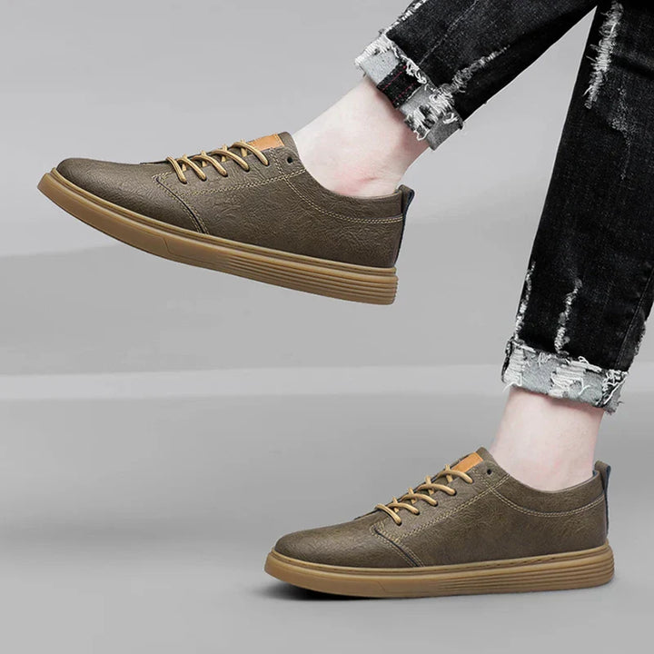 Scarpe sportive da uomo esclusive e comode in pelle di alta qualità
