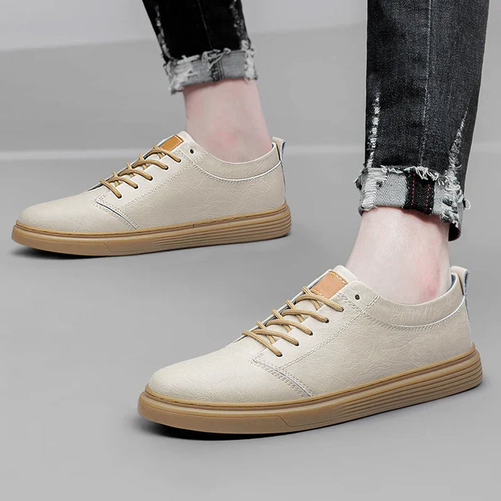 Scarpe sportive da uomo esclusive e comode in pelle di alta qualità