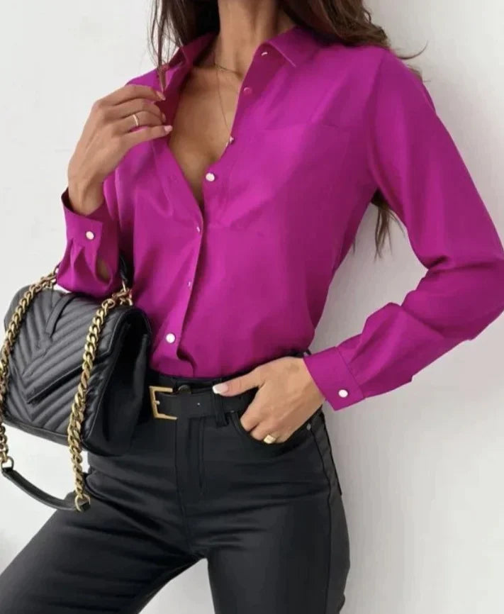 Elegante camicia da donna button-down con scollatura a punta per un look unico