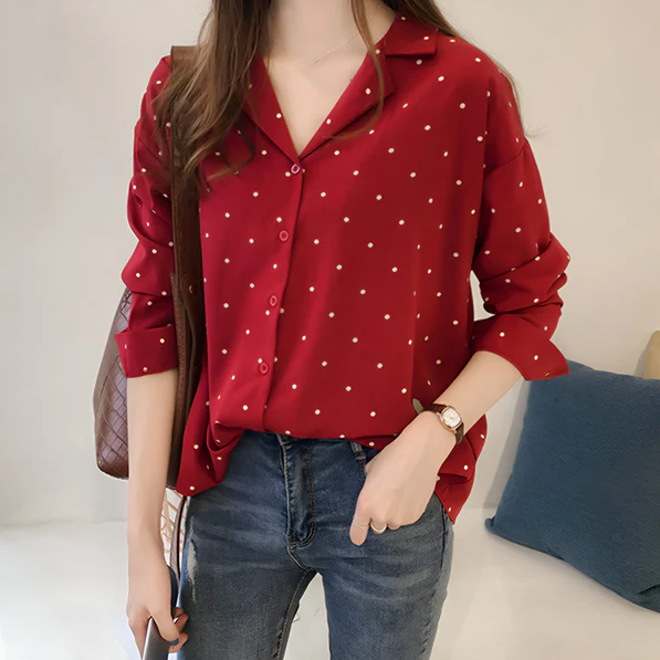 Laurie – Speelse Polkadot Blouse voor Elke Gelegenheid