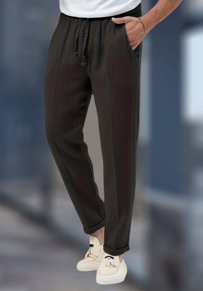 Pantaloni da uomo in lino, comodi e traspiranti, per un look casual ed elegante.