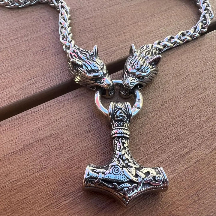 Wytrzymały naszyjnik męski Viking Protection – wyjątkowa ochrona i niepowtarzalny styl