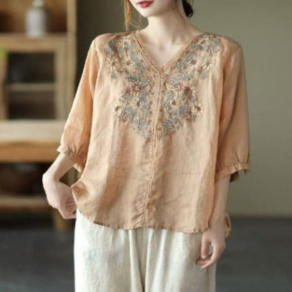 Camicetta da donna ricamata elegante e raffinata per un look unico