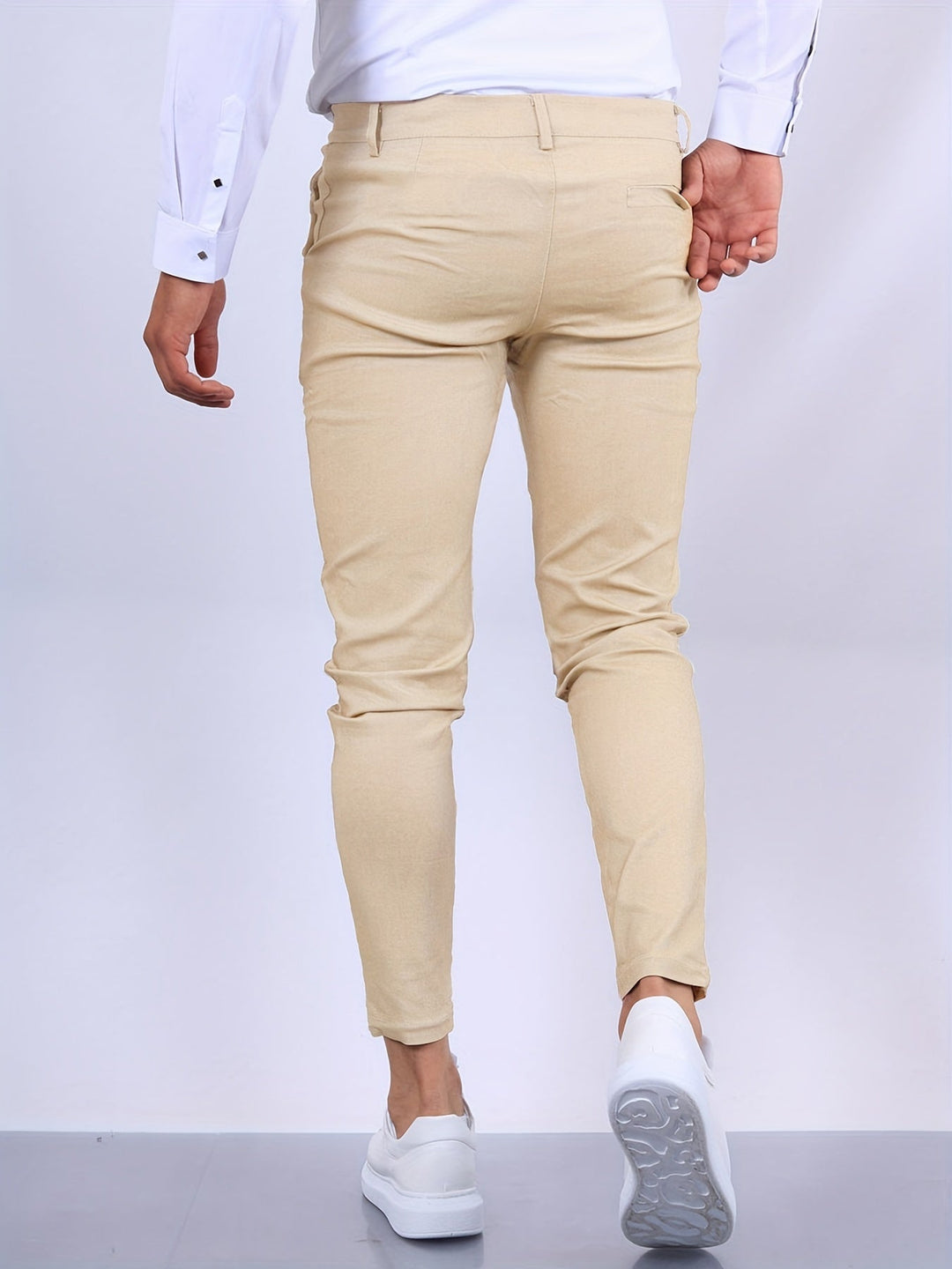 Eleganti pantaloni slim fit da uomo - design moderno ed elegante per un look unico