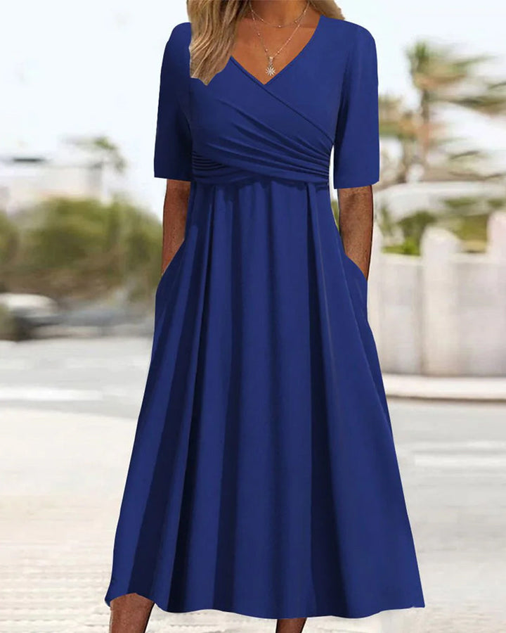 Elegante abito midi incrociato da donna - un look elegante e alla moda
