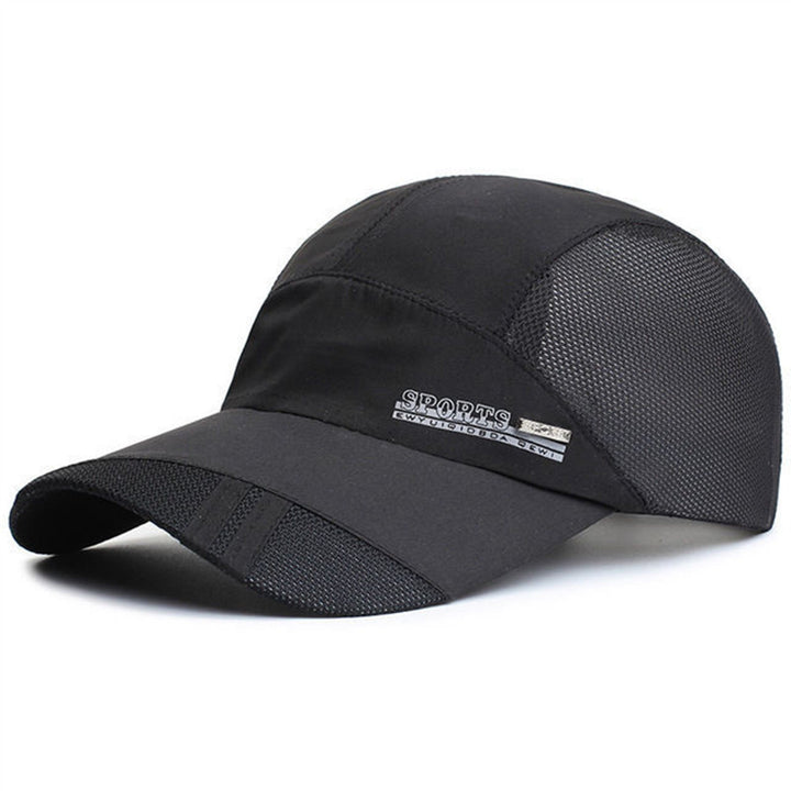 Equipaggiatevi con un berretto sportivo da uomo regolabile per il massimo comfort e uno stile moderno.
