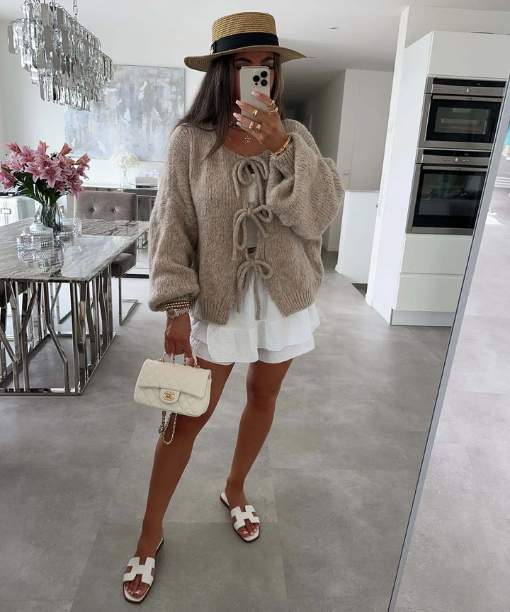 <html>Gisla - Top Accogliente e Stile</html>
