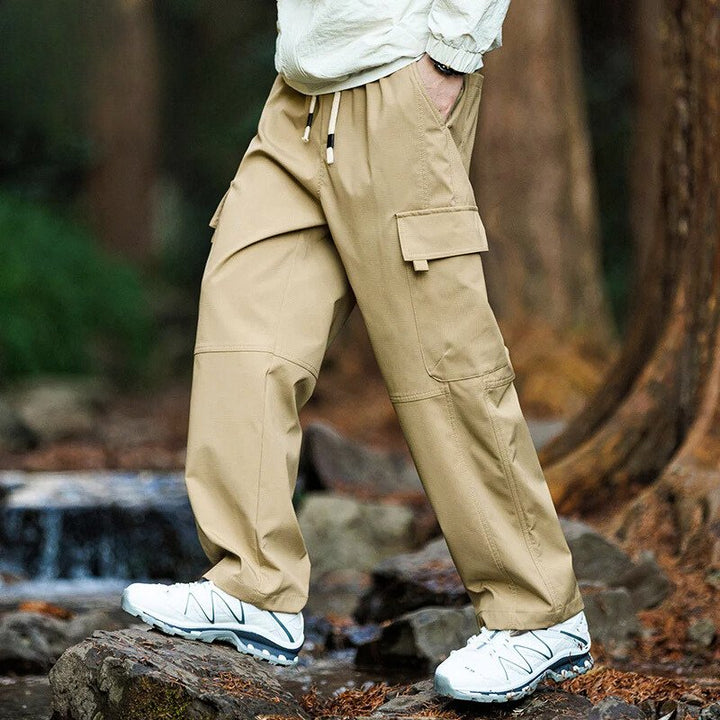 Pantaloni da trekking da uomo in tessuto resistente e impermeabile - affidabili per qualsiasi avventura all'aperto