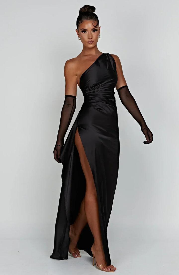 Elara - Elegante Satijnen Splitjurk met Één Schouder