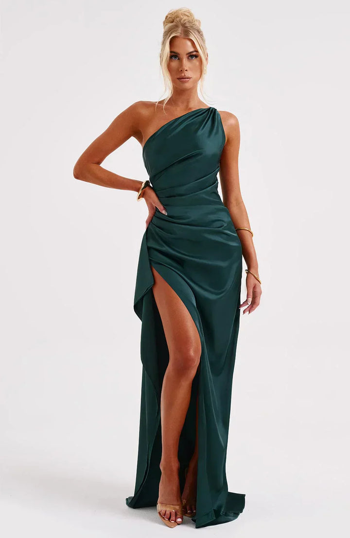Elara - Elegante Satijnen Splitjurk met Één Schouder