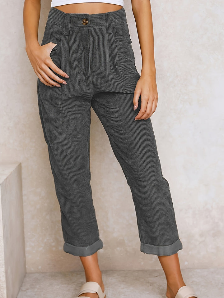 Pantaloni eleganti da donna in velluto a coste con gamba dritta - Un look classico ed elegante