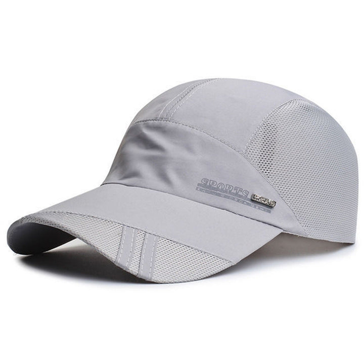 Equipaggiatevi con un berretto sportivo da uomo regolabile per il massimo comfort e uno stile moderno.