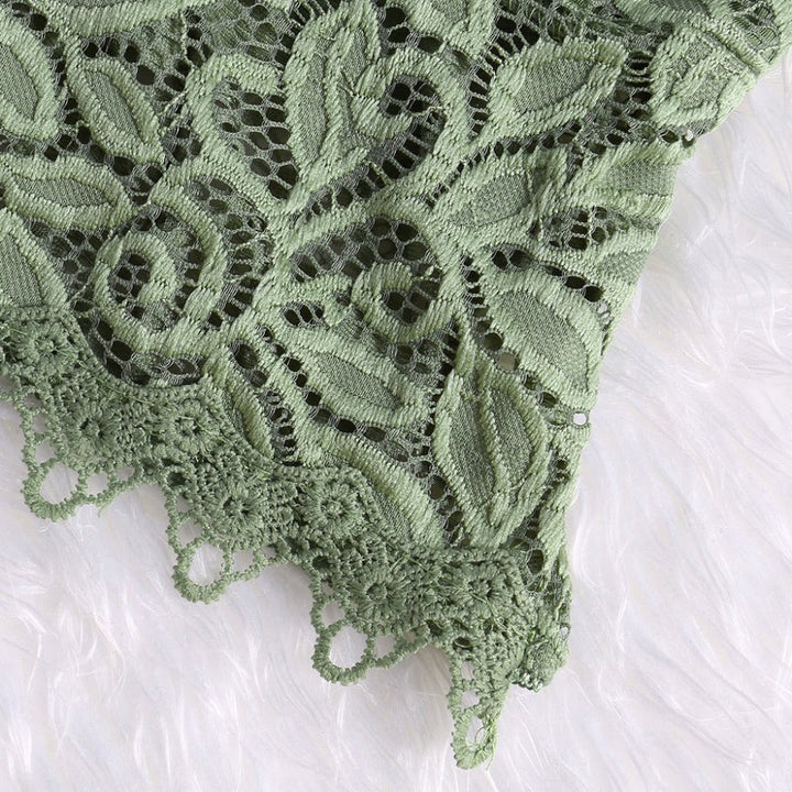 Galia - Verleidelijk Kant Bralette Crop Top voor een Speelse Look