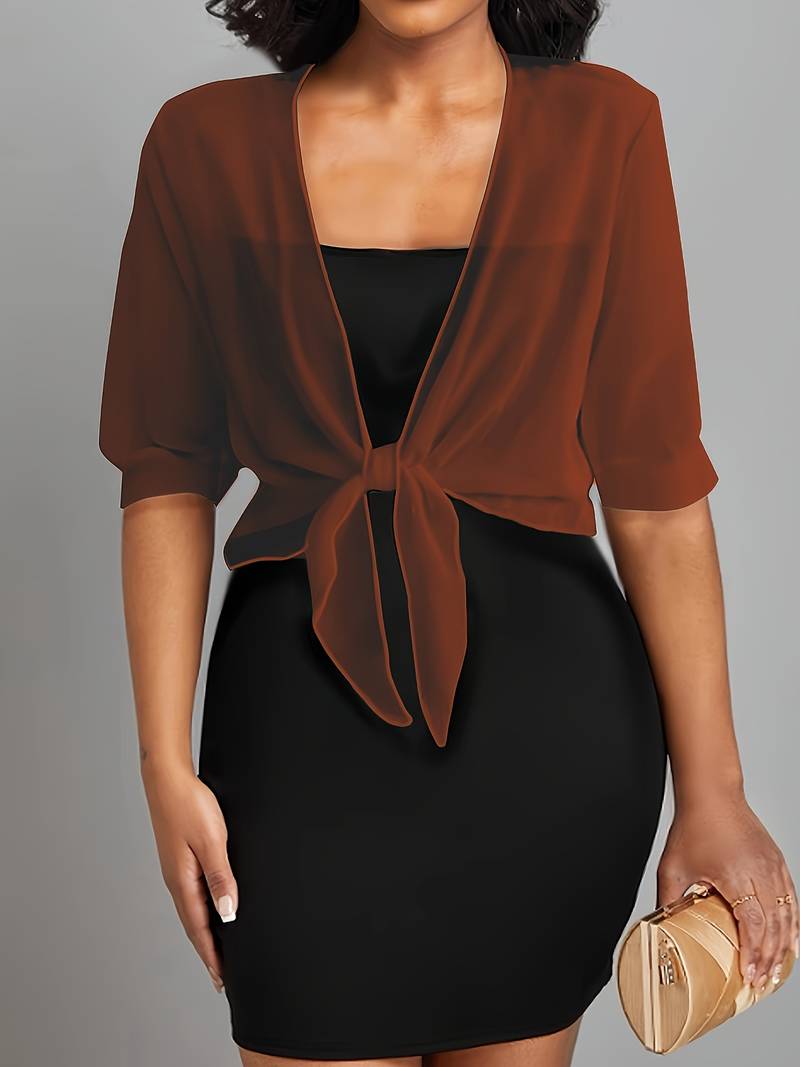 <div>Katie – Blusa Elegante con Apertura Fresca sul Davanti</div>