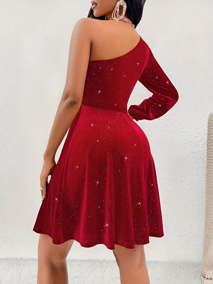 Charlotta - Elegante Abito a Manica Unica con Rouches per un Aspetto Chic