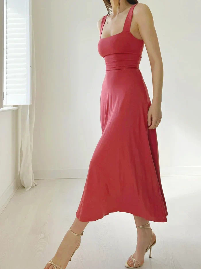 Abito da donna elegante e seducente per le occasioni speciali
