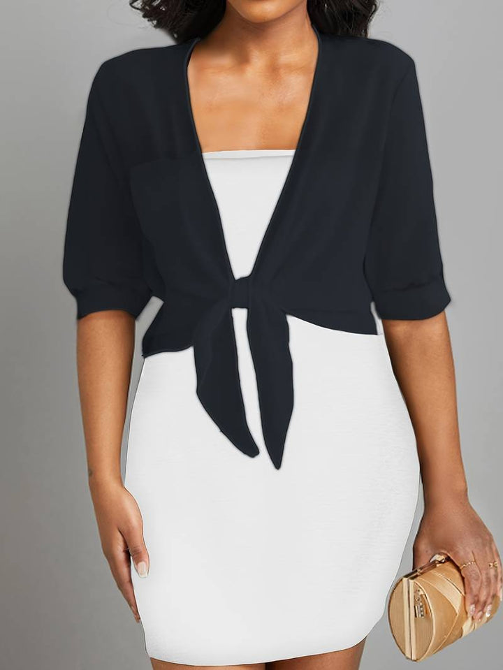<div>Katie – Blusa Elegante con Apertura Fresca sul Davanti</div>