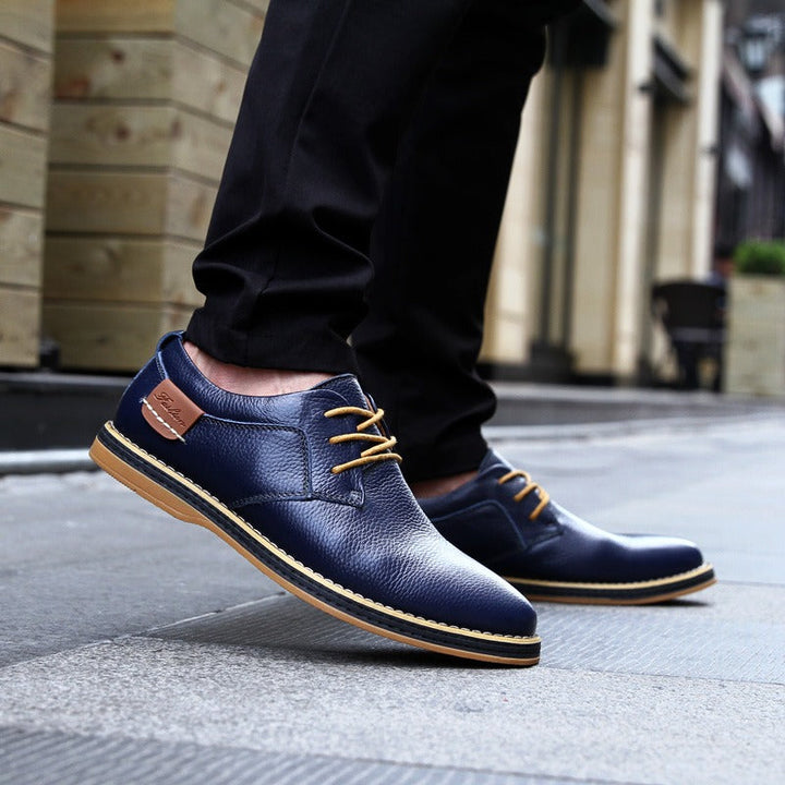 Eleganti scarpe oxford da uomo in pelle di lusso disponibili in diversi colori