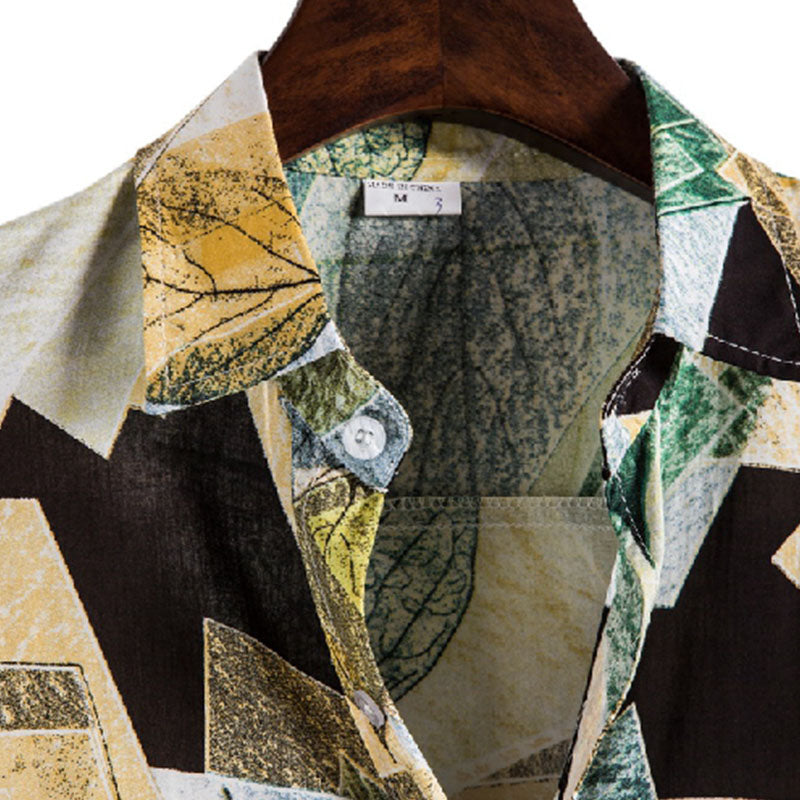 T-shirt da uomo alla moda per l'estate con moderno design astratto