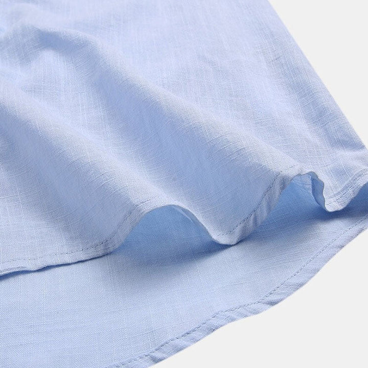 Elegante camicia da uomo a maniche corte - perfetta per le occasioni di tutti i giorni