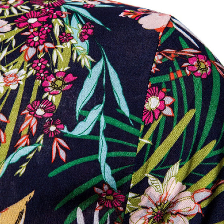 Elegante t-shirt da uomo a maniche corte con motivo nautico: il modo perfetto per essere alla moda ed eleganti