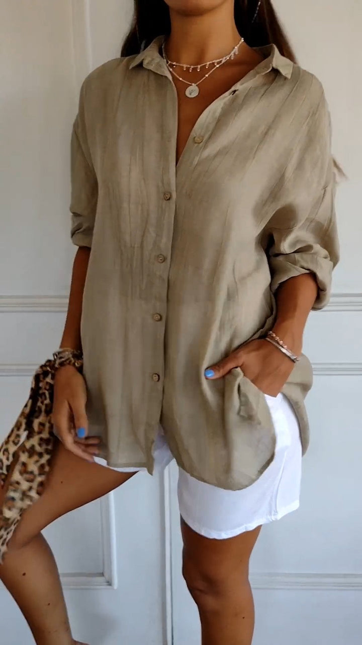 Elegante camicia estiva da donna con bottoni - perfetta per le giornate calde, una scelta fresca e alla moda