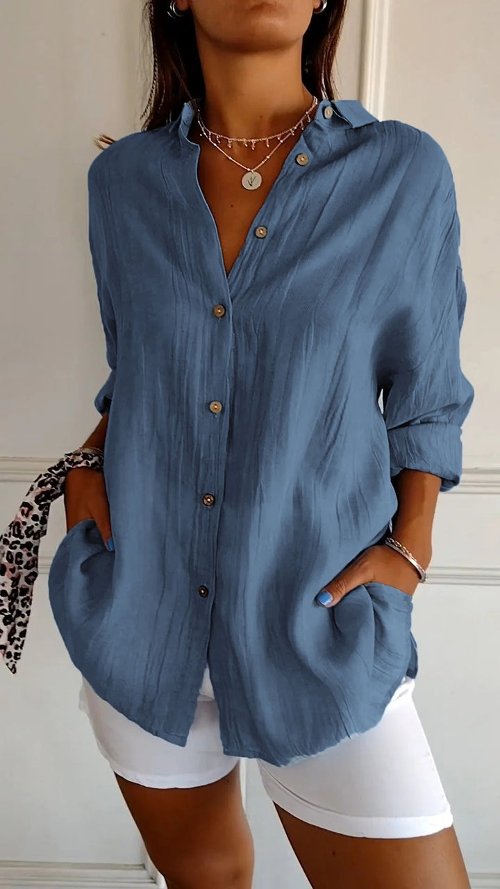 Elegante camicia estiva da donna con bottoni - perfetta per le giornate calde, una scelta fresca e alla moda