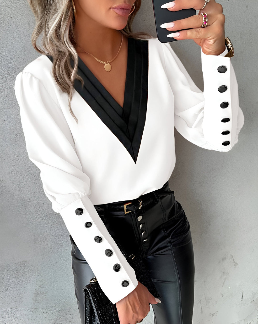 Caris - Blusa V-scollo trendy con accenti color block eleganti