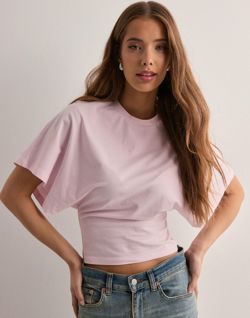 <p>Amaya – Maglietta Elegante con Maniche Ampie per un Look alla Moda</p>