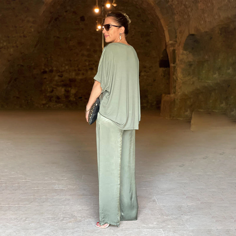 Pippa™ - Set pantalone lungo a mezza manica e scollo a V