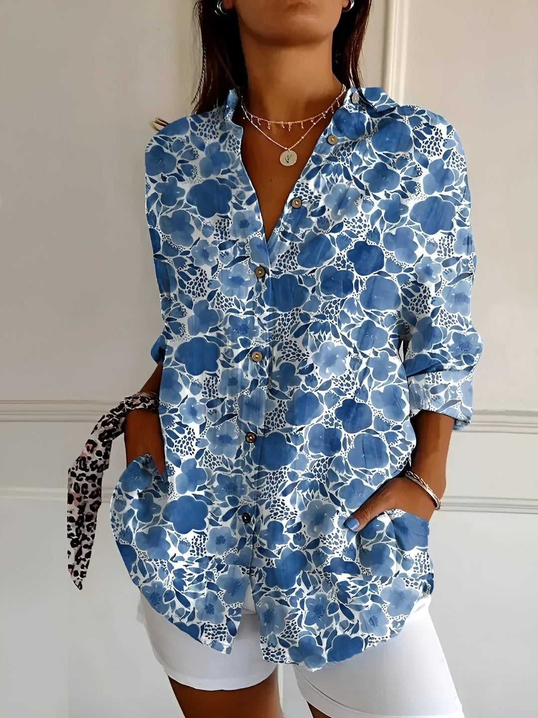 Elegante camicia da donna a maniche lunghe button-down - eleganza e versatilità per tutti i giorni